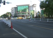 崇明这些路段新增护栏