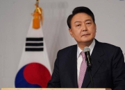 尹锡悦继续行使总统权力，向国会提交大法官任命同意案